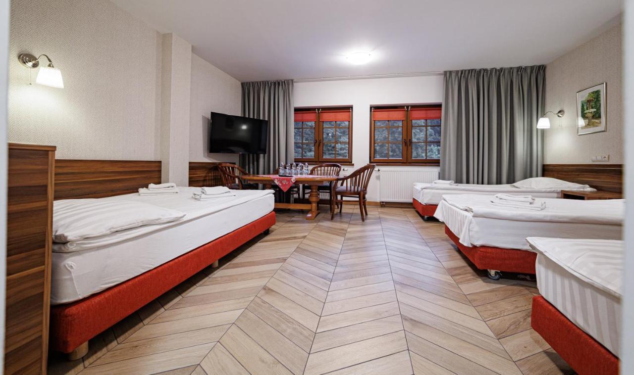 Hotel Lesne Patio à Katowice Extérieur photo